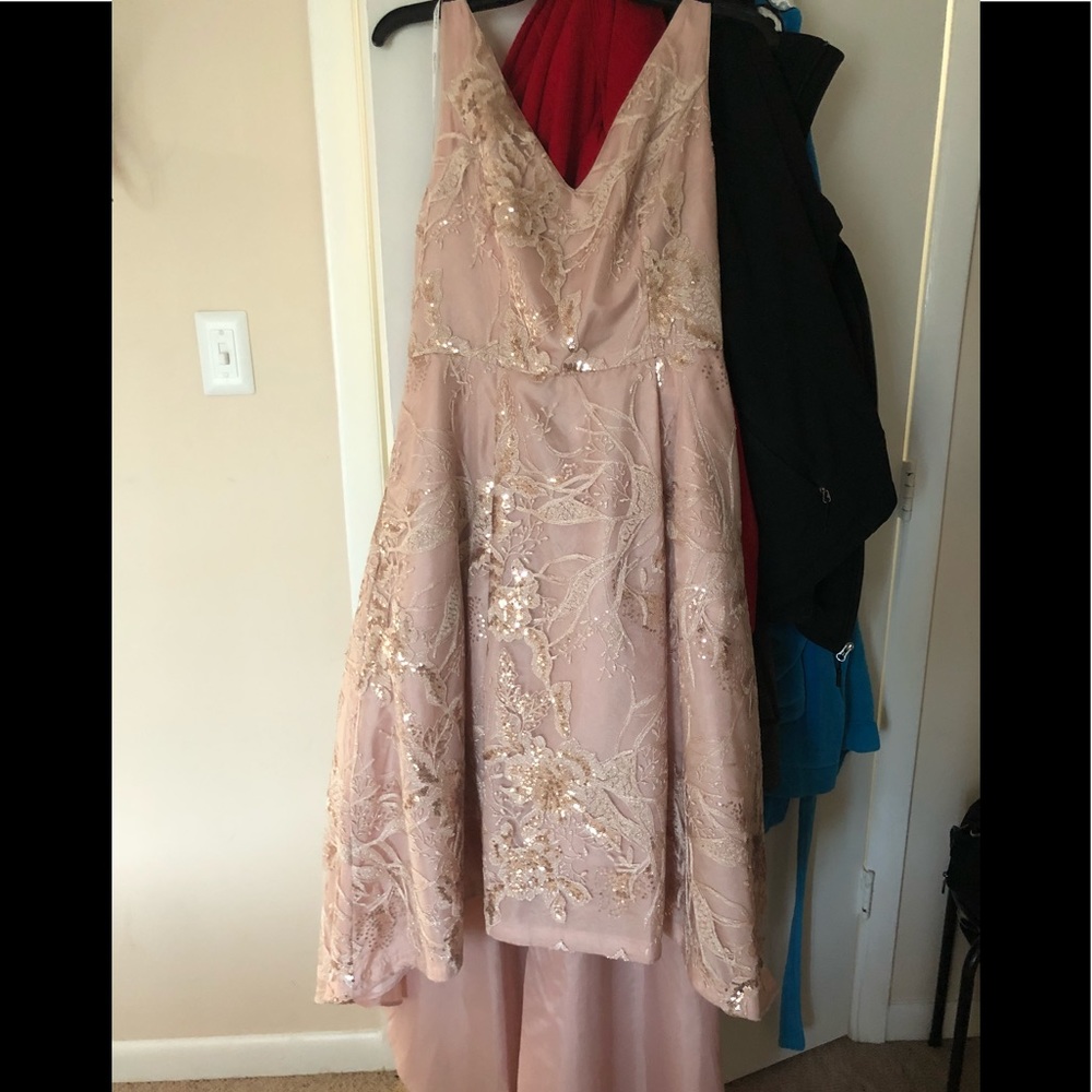 Calvin Klein High-Low sequined gown